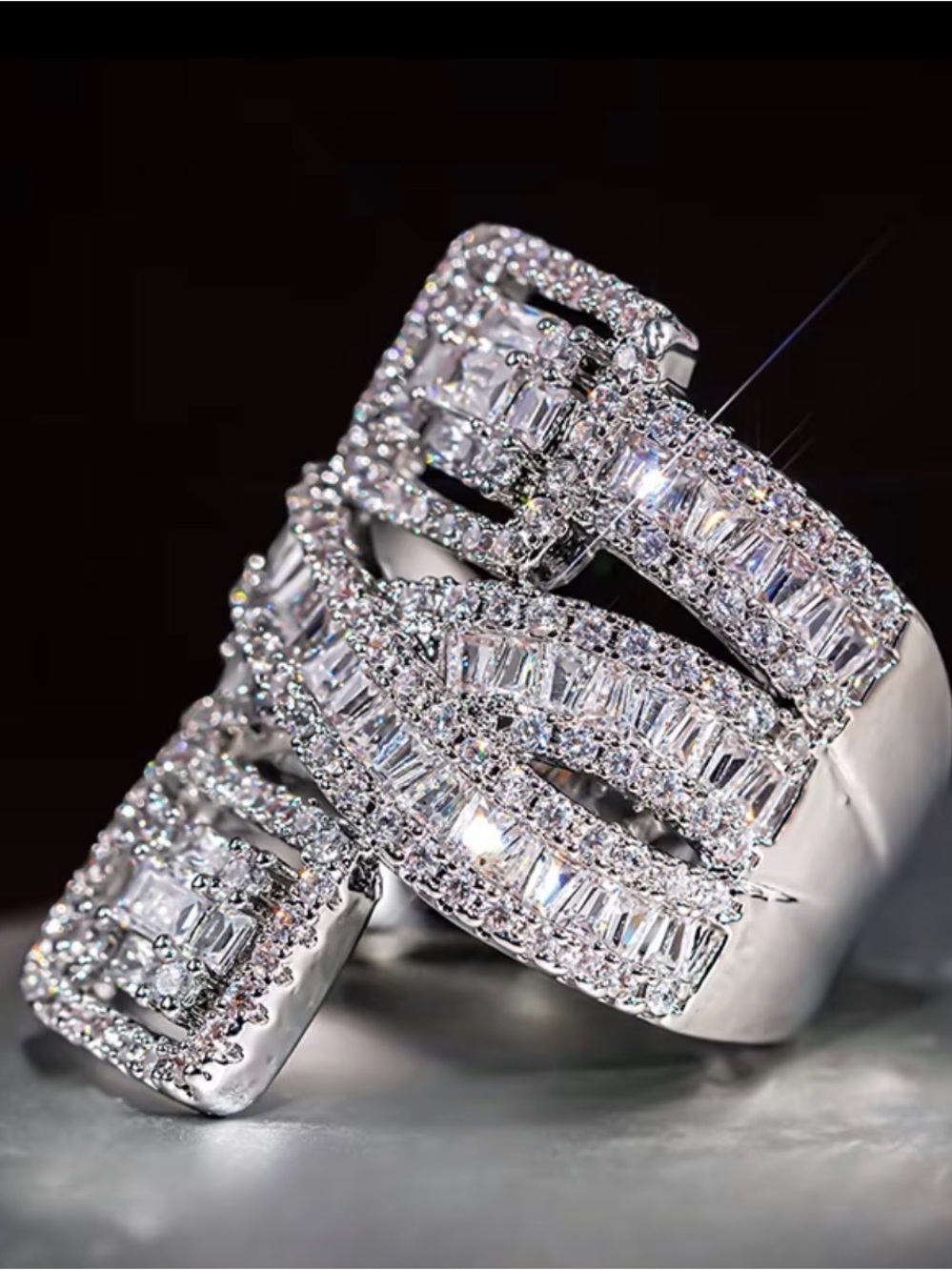 Inlaid Sparkling Synthetic Zirconia Engagement Ring. - Picture 4 of 11